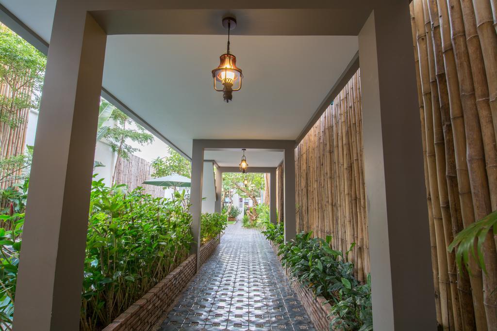 Double Leaf Boutique Hotel Phnom Penh Exterior foto