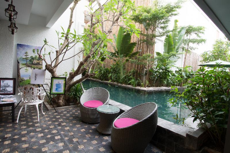 Double Leaf Boutique Hotel Phnom Penh Exterior foto